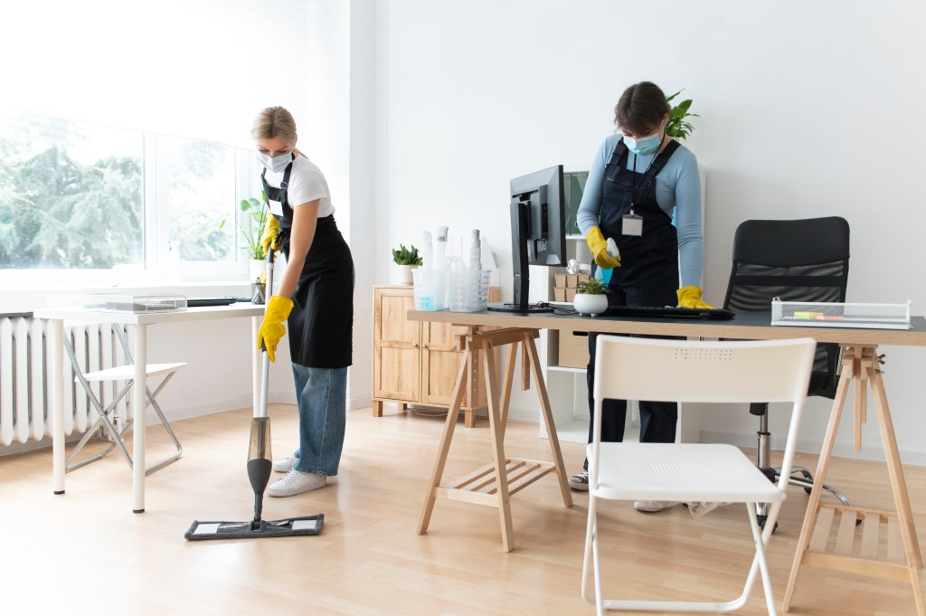 Easy Steps to Hiring a House Cleaning&nbsp;Service